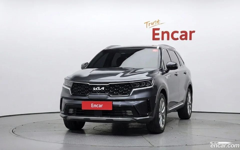Kia Sorento 2.5T 2WD 2023 — thumbnail 3