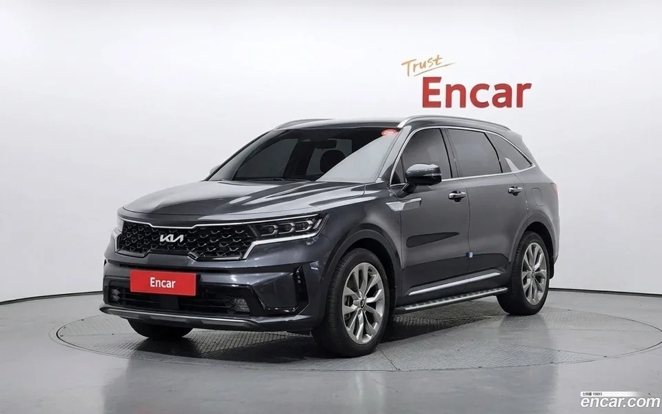 Kia Sorento 2.5T 2WD 2023 — photo 1, buy with delivery to Moscow