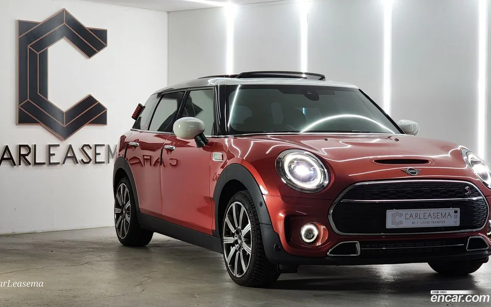 MINI Cooper S Clubman 2023 — фото 1, купить с доставкой в Москву