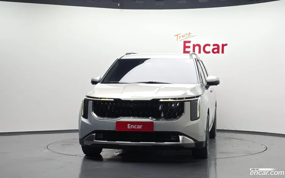 Kia Carnival 9 2024 — thumbnail 3