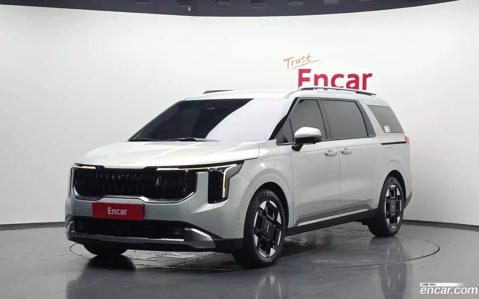 Kia Carnival 9 2024 — photo 1, buy with delivery to Moscow