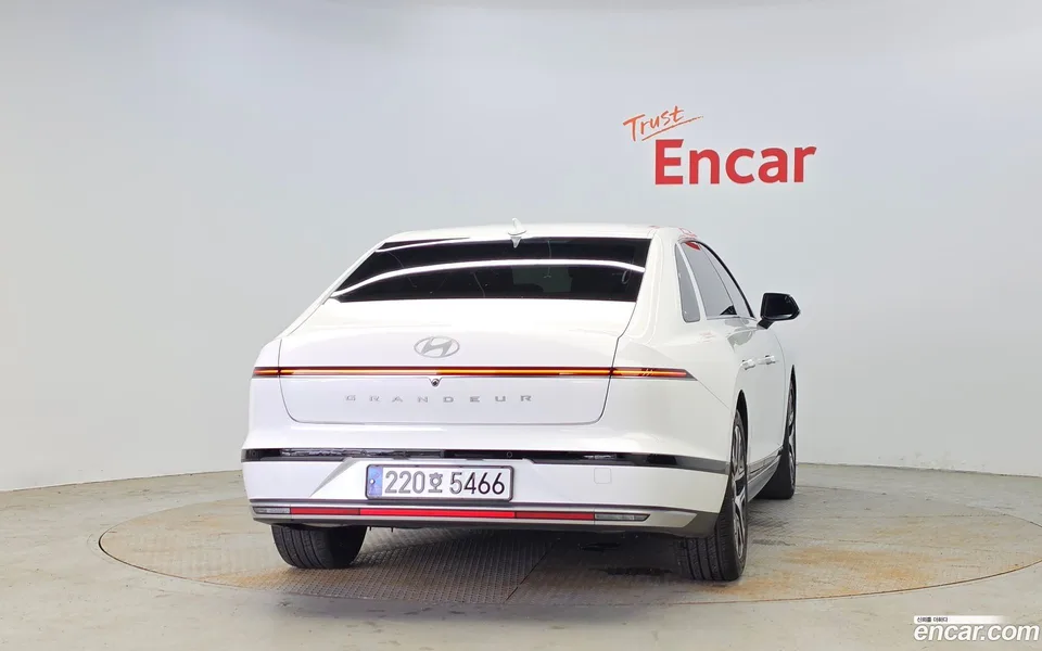 Hyundai Grandeur 2.5 2WD 2023 — thumbnail 4