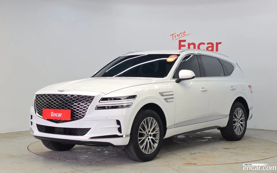 Genesis GV80 2.5T AWD 2023 — photo 1, buy with delivery to Moscow