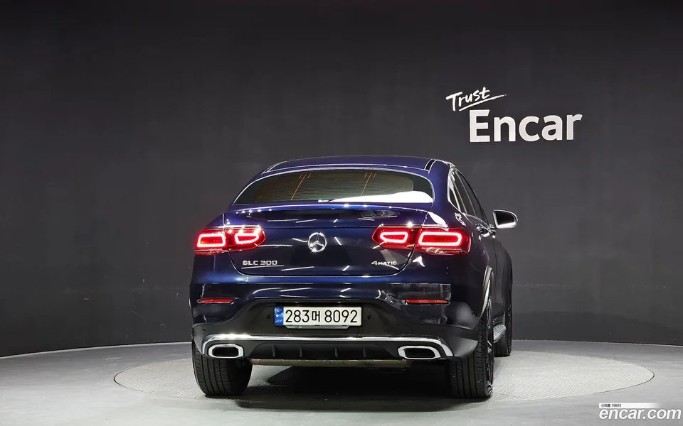 Mercedes-Benz GLC-Class GLC300 4MATIC 2023 — thumbnail 4