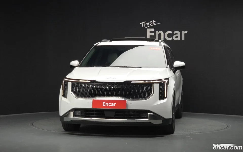 Kia Carnival 9 2024 — thumbnail 3