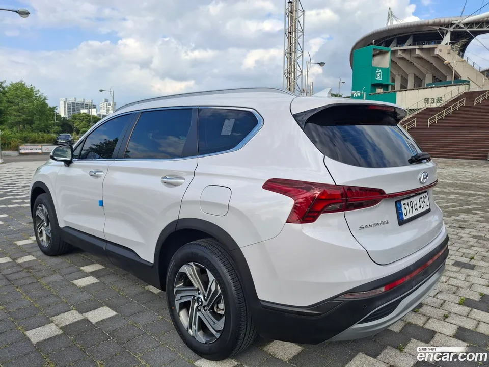 Hyundai SantaFe 2.2 2WD 2022 — thumbnail 4