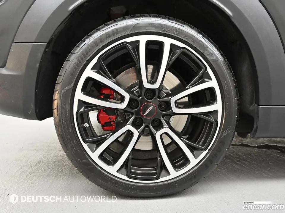 MINI Cooper S Countryman JCW 2024 — thumbnail 5