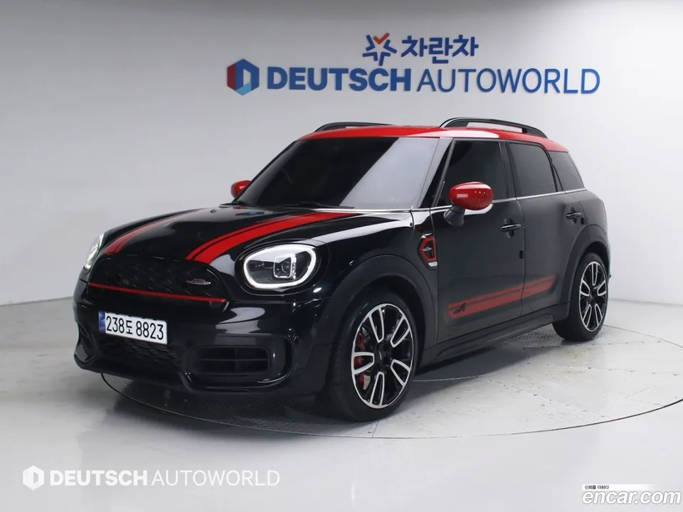 MINI Cooper S Countryman JCW 2024 — photo 1, buy with delivery to Moscow