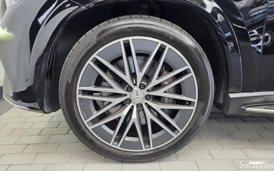 Mercedes-Benz GLE-Class AMG GLE53 4MATIC+ 2024 — thumbnail 2