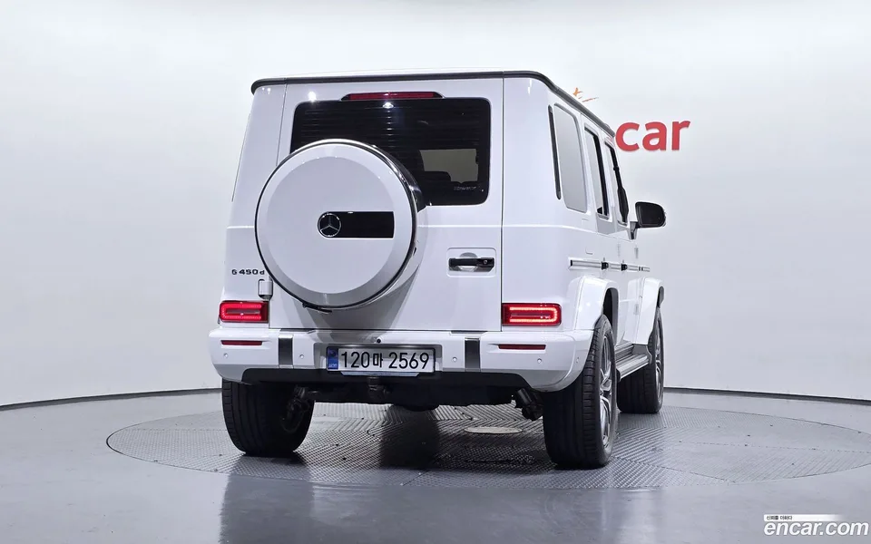 Mercedes-Benz G-Class G450d 2025 — thumbnail 4
