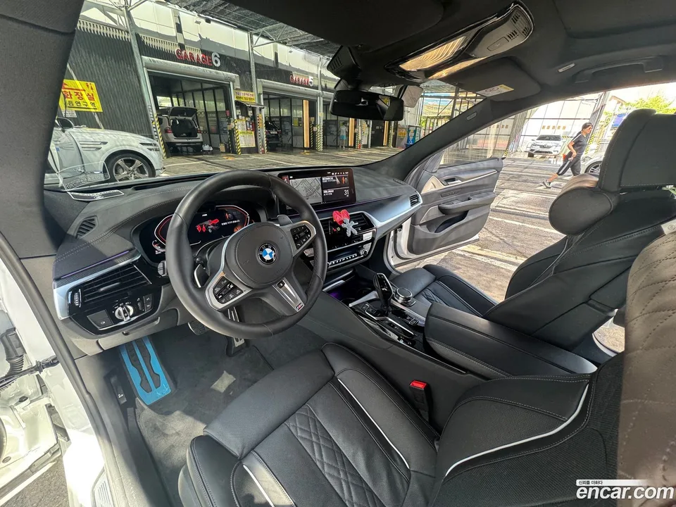 BMW 6 Series GT 620d M 2024 — thumbnail 3