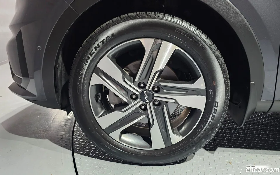 Kia Sorento HEV 1.6 2WD 2022 — миниатюра 5