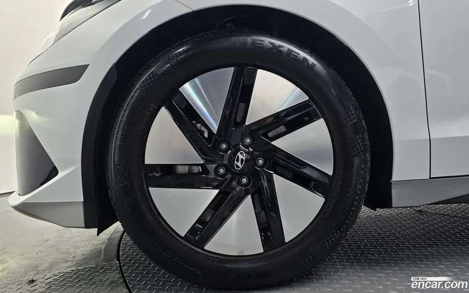 Hyundai Ioniq 6 2023 — миниатюра 5