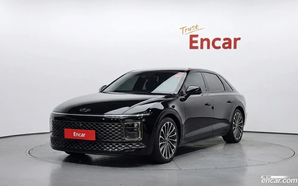 Hyundai Grandeur Hybrid 2023 — фото 1, купить с доставкой в Москву