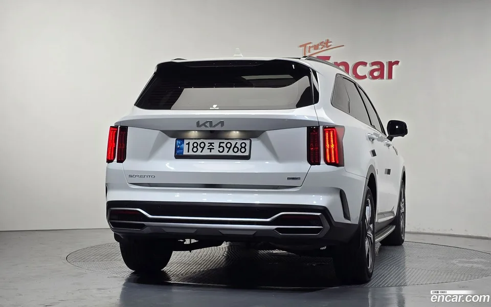Kia Sorento HEV 1.6 4WD 2022 — thumbnail 4