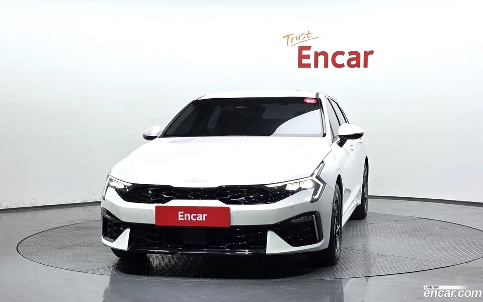 Kia K5 2.0 2024 — thumbnail 3