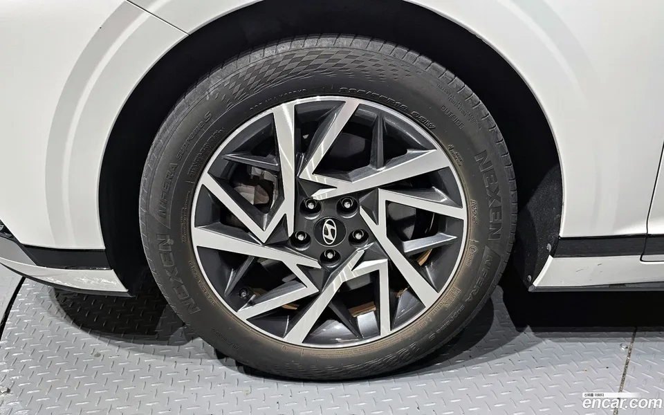 Hyundai Grandeur 3.5 LPG 2WD 2023 — thumbnail 2