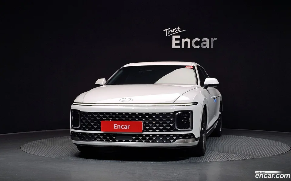 Hyundai Grandeur 3.5 LPG 2WD 2023 — thumbnail 3