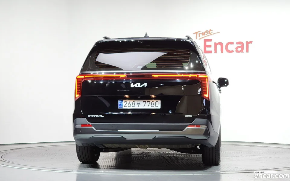 Kia Carnival HEV 9 2024 — thumbnail 4
