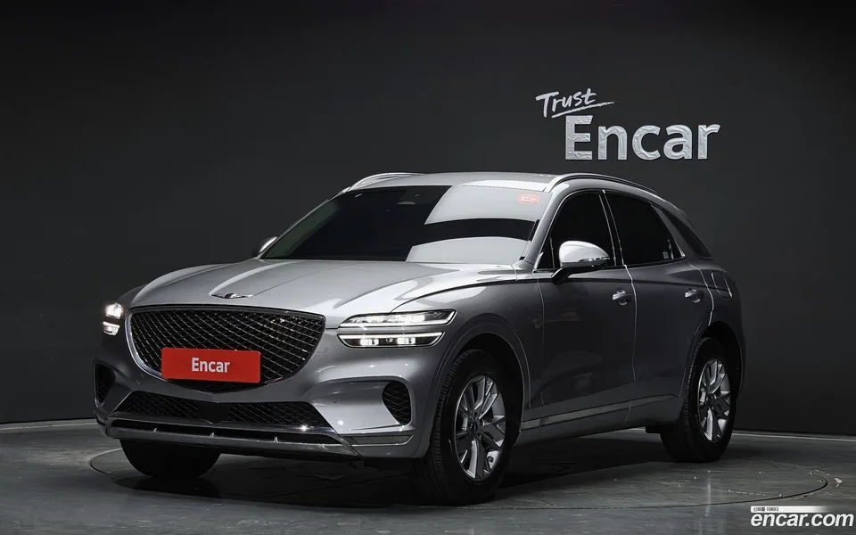 Genesis GV70 2.5T AWD 2023 — photo 1, buy with delivery to Moscow