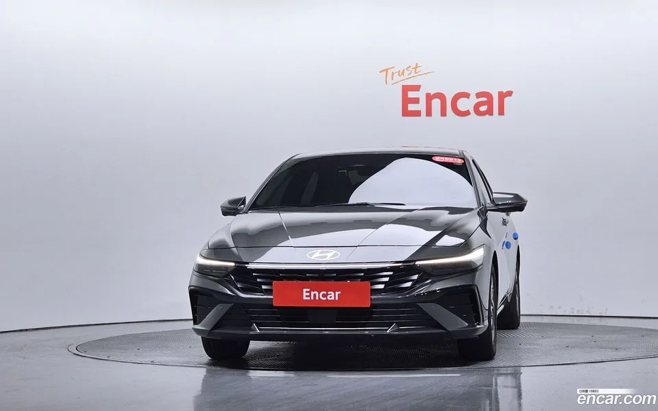 Hyundai Avante CN7 Hybrid 2024 — thumbnail 3