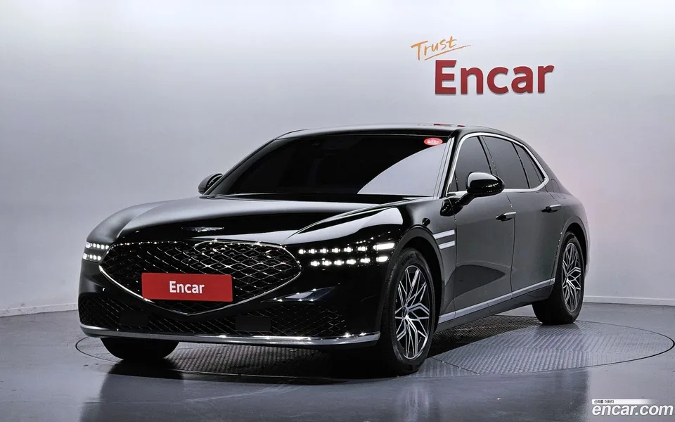 Genesis G90 3.5 AWD 2023 — photo 1, buy with delivery to Moscow