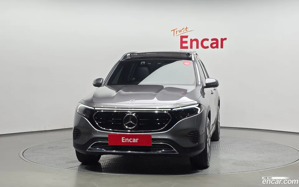 Mercedes-Benz EQB EQB300 4MATIC 2024 — миниатюра 3