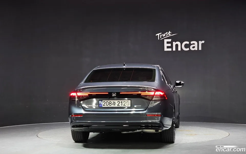 Honda Accord 2.0 2024 — thumbnail 4