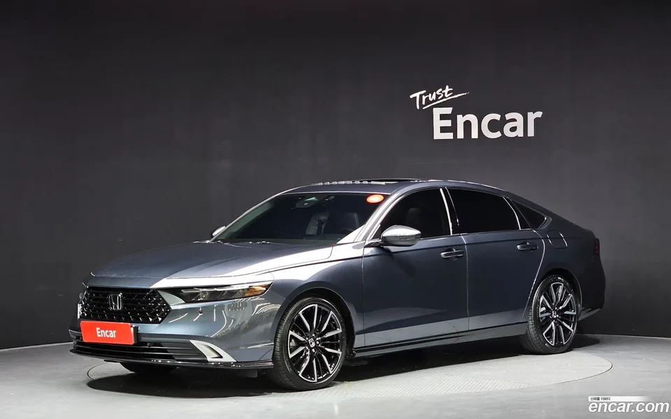 Honda Accord 2.0 2024 — photo 1, buy with delivery to Moscow