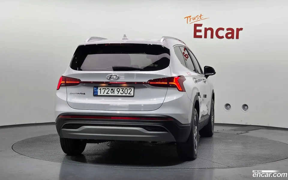 Hyundai SantaFe 2.2 2WD 2023 — thumbnail 4