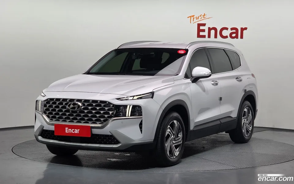 Hyundai SantaFe 2.2 2WD 2023 — photo 1, buy with delivery to Moscow