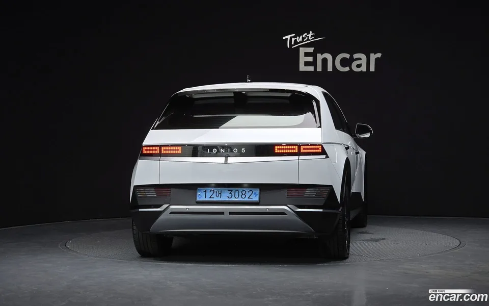 Hyundai Ioniq 5 2024 — thumbnail 4