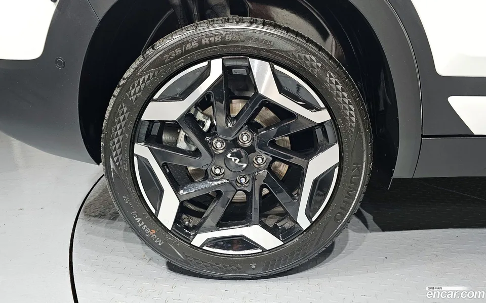 Kia Seltos 1.6 2WD 2025 — thumbnail 2