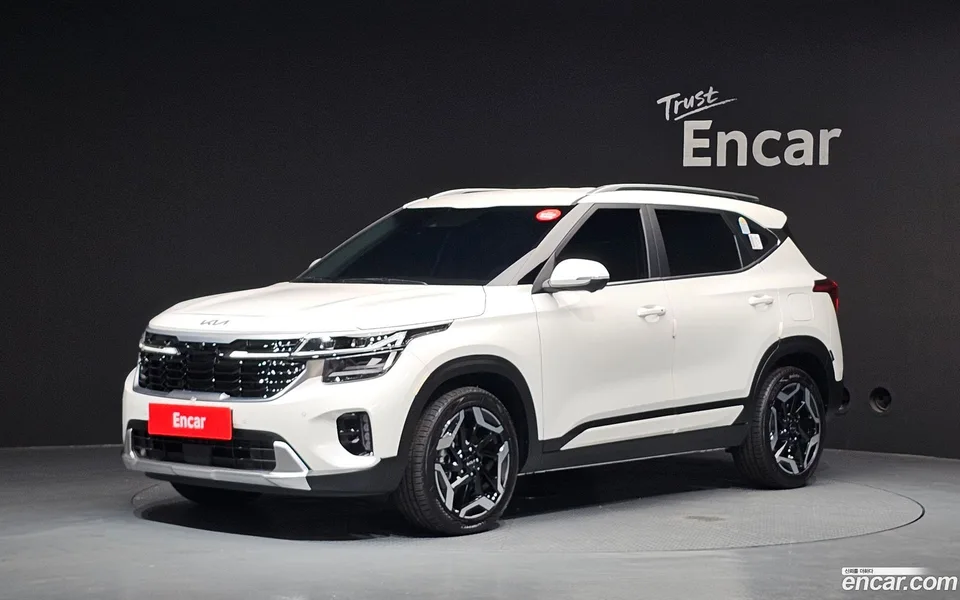 Kia Seltos 1.6 2WD 2025 — photo 1, buy with delivery to Moscow