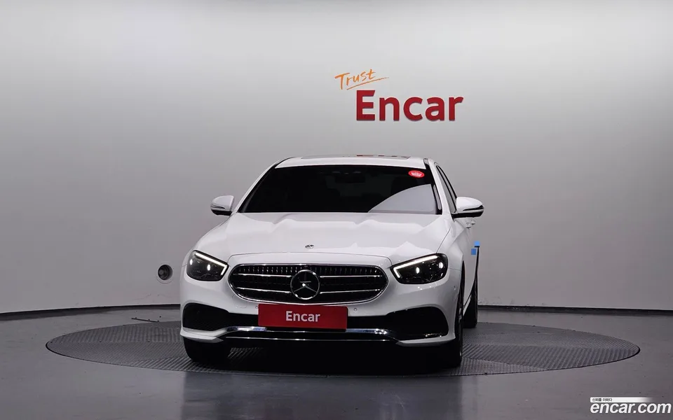 Mercedes-Benz E-Class E350 4MATIC 2022 — thumbnail 3