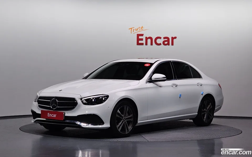Mercedes-Benz E-Class E350 4MATIC 2022 — photo 1, buy with delivery to Moscow