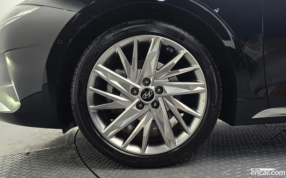 Hyundai Grandeur IG 3.3 2022 — thumbnail 2