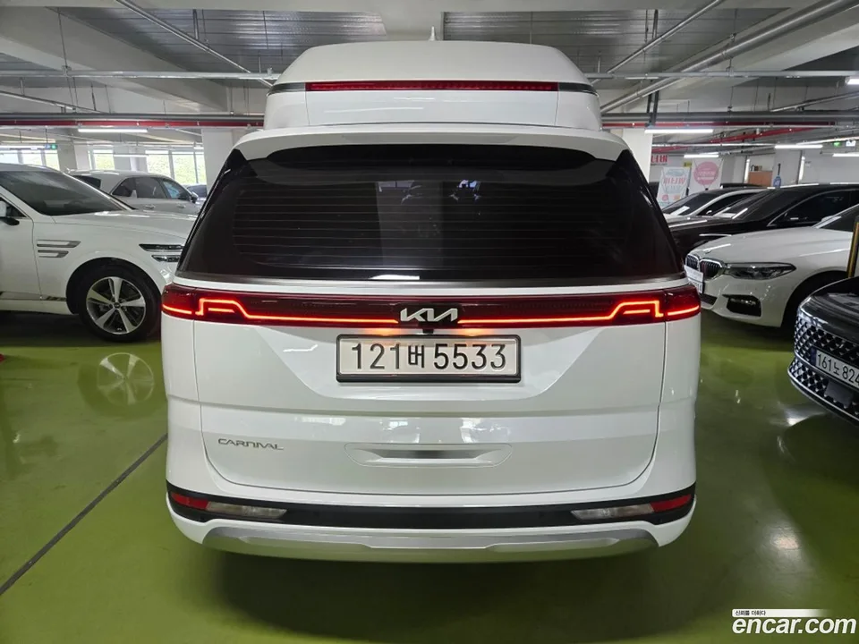 Kia Carnival 9 2023 — thumbnail 4