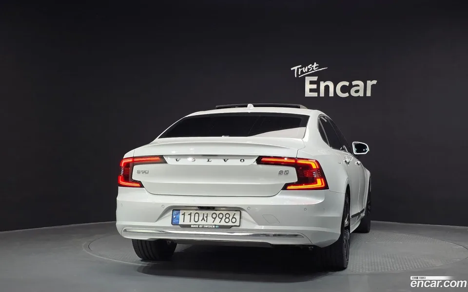 Volvo S90 B5 2022 — thumbnail 4