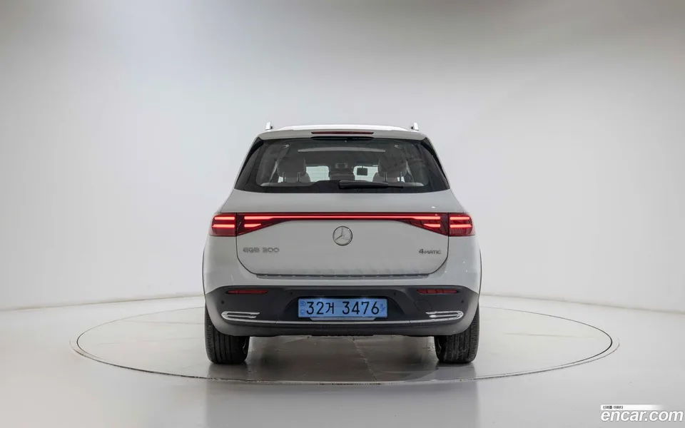 Mercedes-Benz EQB EQB300 4MATIC 2025 — thumbnail 4