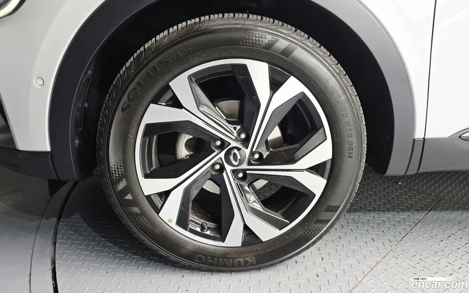Renault Samsung XM3 (Arkana) 1.3 TCe RE 2024 — миниатюра 5