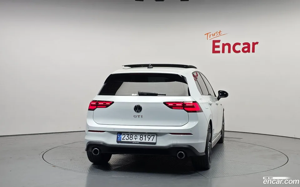 Volkswagen Golf 2.0 GTI 2024 — thumbnail 4