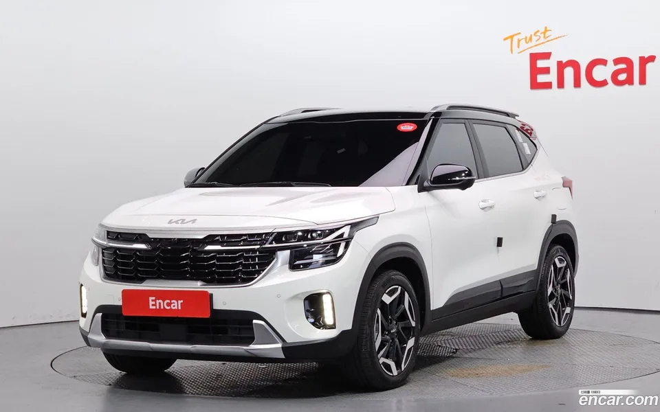 Kia Seltos 1.6 4WD 2025 — photo 1, buy with delivery to Moscow