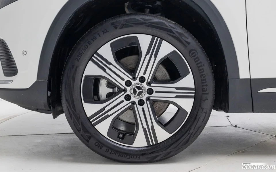 Mercedes-Benz EQA EQA250 2025 — thumbnail 5