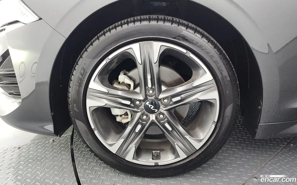 Kia K5 2.0 2023 — thumbnail 5