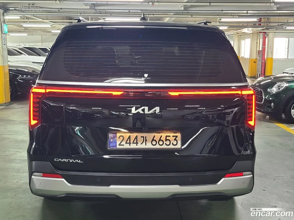 Kia Carnival 9 2025 — thumbnail 2