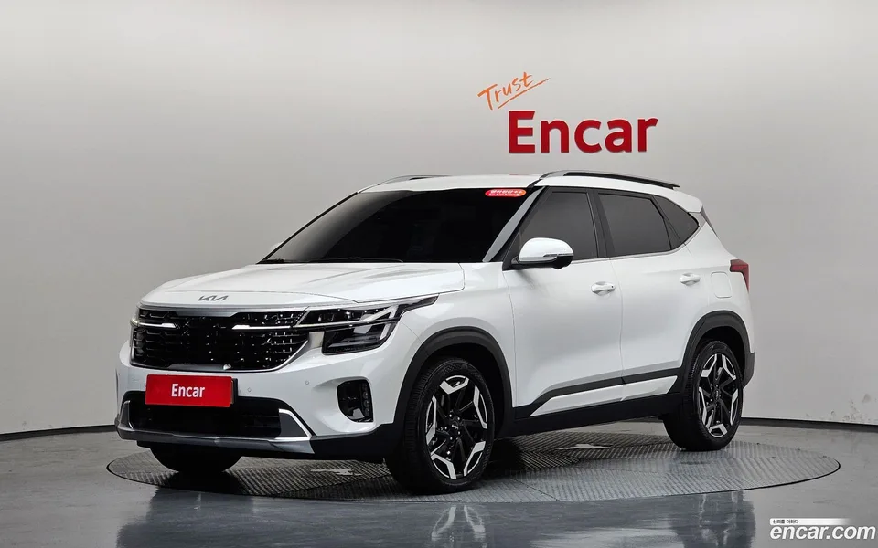 Kia Seltos 1.6 2WD 2024 — photo 1, buy with delivery to Moscow