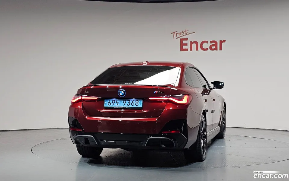 BMW i4 M50 2023 — thumbnail 4