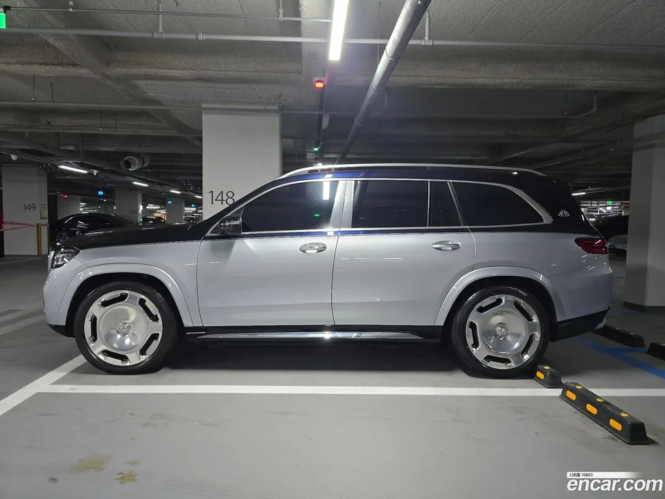 Mercedes-Benz GLS-Class GLS600 4MATIC 2025 — thumbnail 3