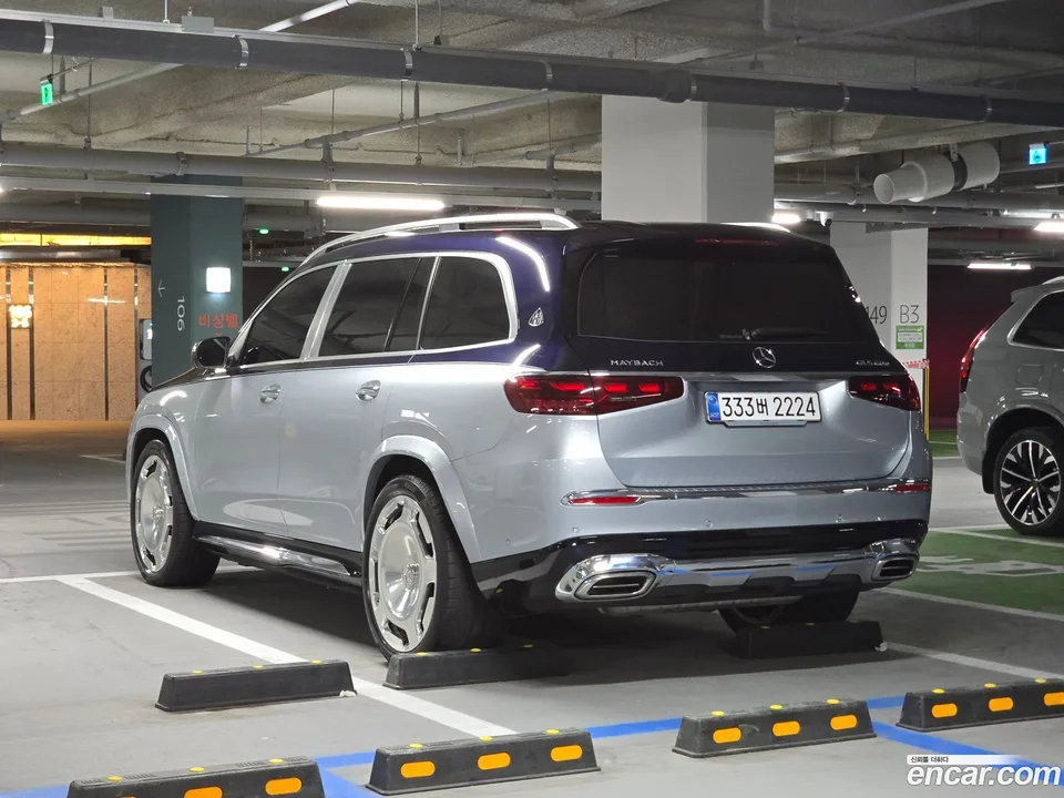 Mercedes-Benz GLS-Class GLS600 4MATIC 2025 — thumbnail 4